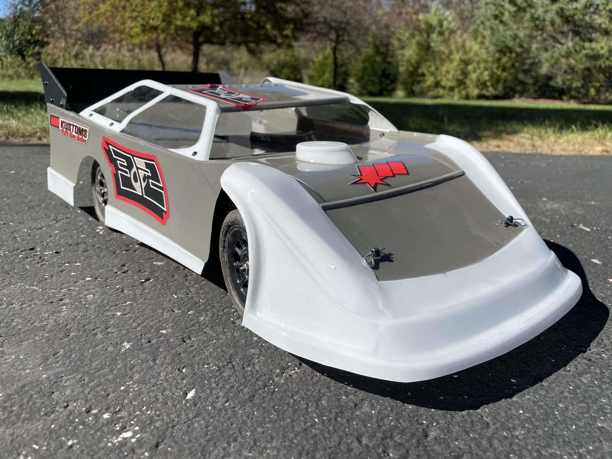 MR Kustom Mailman 1/10 DIRT Late Model Body .030"