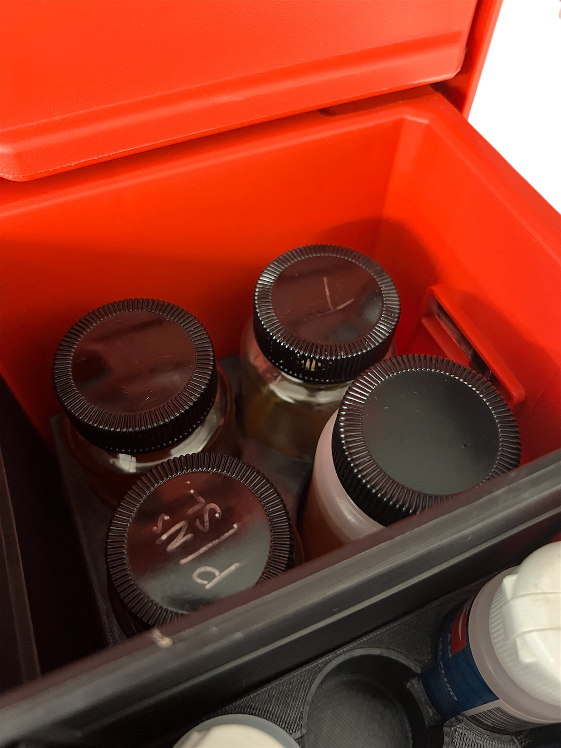 Milwaukee PACKOUT 2 Drawer 4oz Prep Bottle Holder